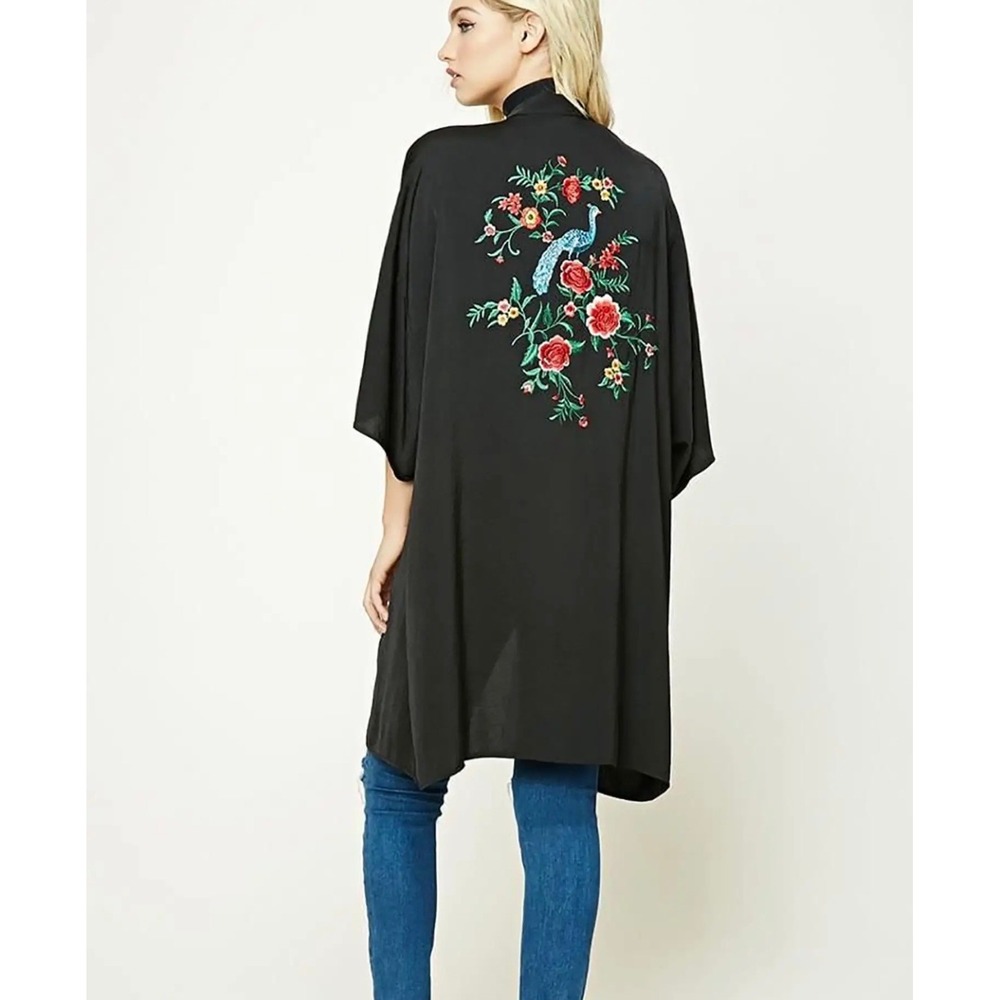 Forever 21 Embroidered Peacock Kimono Duster Black‎ Floral Cover Up Size S